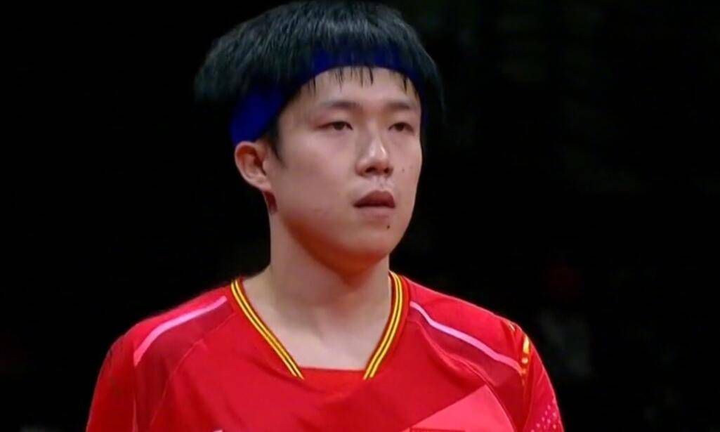 EduAguirre指出，这位皇马前锋渴望回归，但队医要求他保持耐心，预计维尼修斯将在明年1月3日（北京时间1月4日凌晨）对阵马洛卡的西甲比赛中复出。
